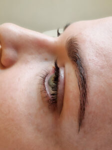 Wimpernlifting fertig